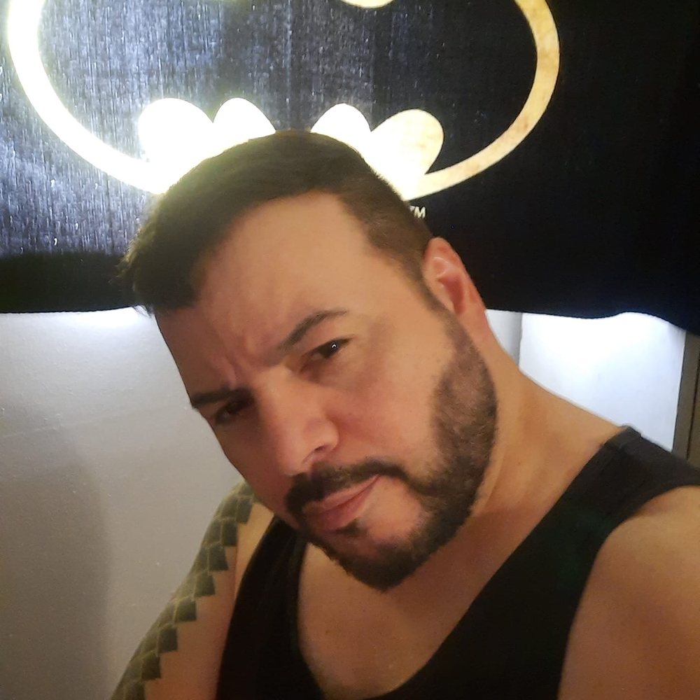 Meet your Posher, Felix